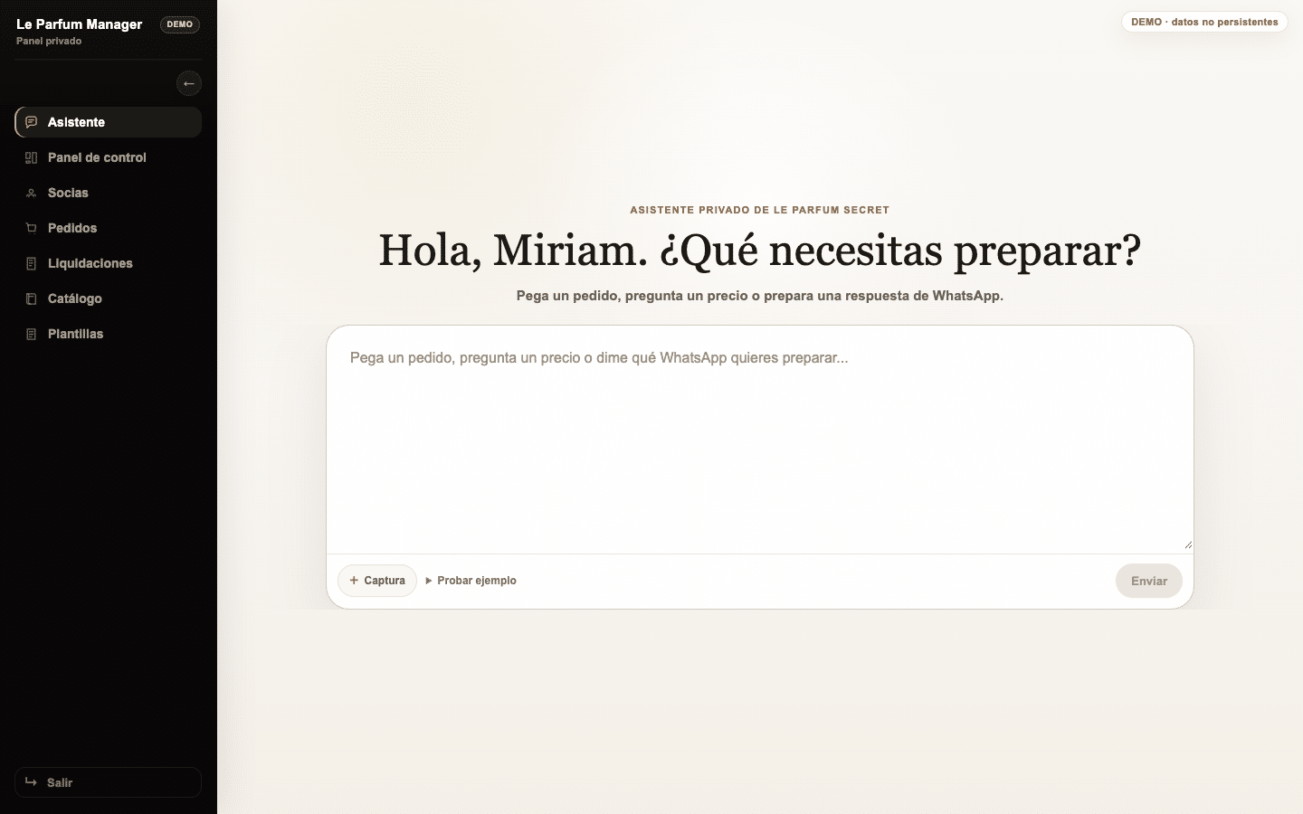 Asistente IA en modo demostración dentro de la plataforma privada de Le Parfum Secret